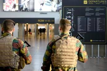 Belgio in sciopero per 24 ore, chiuso spazio aereo Belgio in sciopero per 24 ore, chiuso spazio aereo
