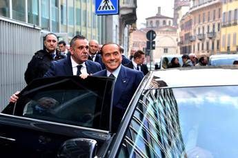 Berlusconi riabilitato, ora si può candidare Berlusconi riabilitato, ora si può candidare