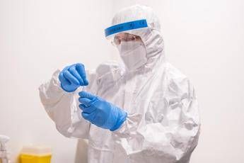 Coronavirus, a Milano-Bicocca tamponi rapidi gratuiti per dipendenti e studenti Coronavirus, a Milano-Bicocca tamponi rapidi gratuiti per dipendenti e studenti