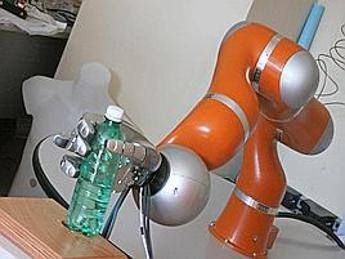 Ricerca, accordo Inail-Campus Biomedico per mano bionica sensibile Ricerca, accordo Inail-Campus Biomedico per mano bionica sensibile