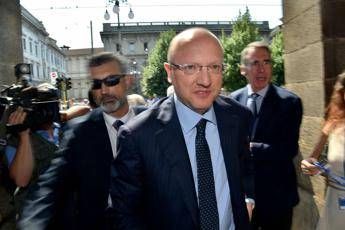 La Ferrari è di sinistra La Ferrari è di sinistra