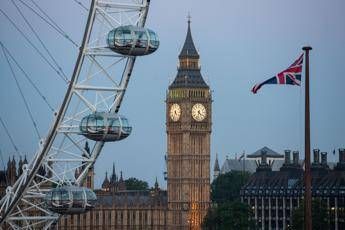 Brexit, governo May dice sì all'accordo Brexit, governo May dice sì all'accordo