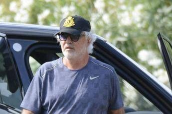 Briatore questa mattina andrà a casa di Daniela Santanchè per la quarantena