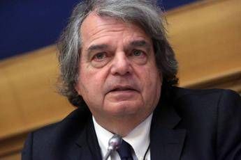 Mes, Brunetta: In dissenso da Forza Italia non voterò contro la riforma Mes, Brunetta: In dissenso da Forza Italia non voterò contro la riforma