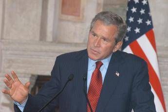 Elezioni Usa, Bush si congratula con Biden e Harris Elezioni Usa, Bush si congratula con Biden e Harris
