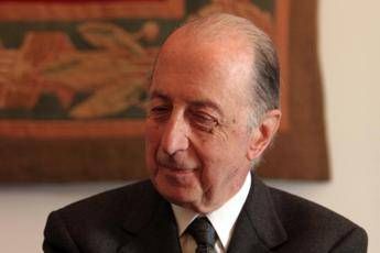 E' morto Vincenzo Cappelletti, storico direttore della Treccani E' morto Vincenzo Cappelletti, storico direttore della Treccani