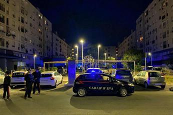 Droga e armi, 16 arresti a Tor Bella Monaca