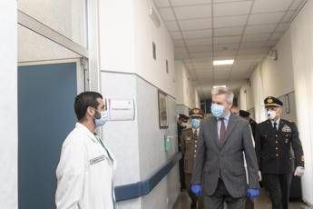Inaugurato Covid-Hospital al Celio, Guerini: Per Difesa al via Fase 2 Inaugurato Covid-Hospital al Celio, Guerini: Per Difesa al via Fase 2