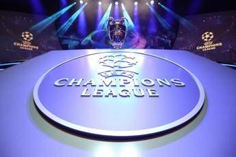 Coronavirus, Uefa posticipa finali Champions ed Europa League Coronavirus, Uefa posticipa finali Champions ed Europa League