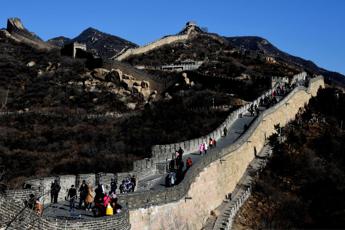Virus Cina, chiusi tratti della Grande Muraglia