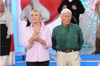 Beppe Bigazzi, l'addio di Antonella Clerici Beppe Bigazzi, l'addio di Antonella Clerici