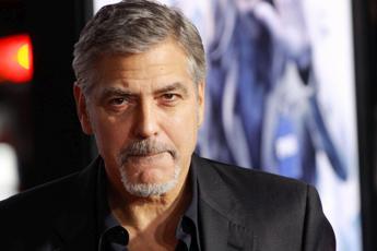 George Clooney ricoverato d'urgenza per pancreatite