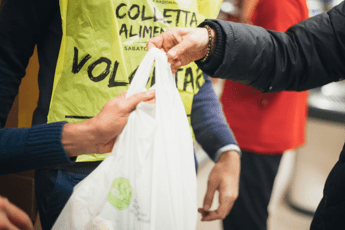Giornata colletta alimentare, raccolte 8mila tonnellate di cibo Giornata colletta alimentare, raccolte 8mila tonnellate di cibo
