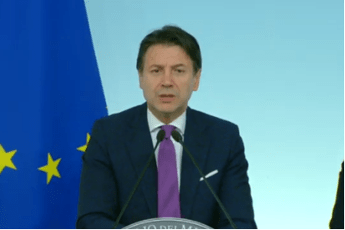 Ex Ilva, Conte: ArcelorMittal chiede 5mila esuberi, è inaccettabile Ex Ilva, Conte: ArcelorMittal chiede 5mila esuberi, è inaccettabile