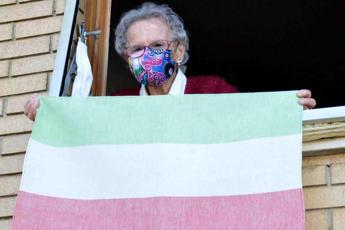 Nonna Lisa fa 109 anni: Nessuna festa, indossate mascherina