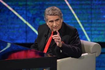 Toto Cutugno: Nessuno può dire che sono una spia filocomunista Toto Cutugno: Nessuno può dire che sono una spia filocomunista