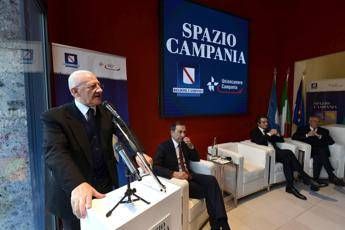 De Luca: Siamo il Sud che accetta la sfida dell'eccellenza De Luca: Siamo il Sud che accetta la sfida dell'eccellenza