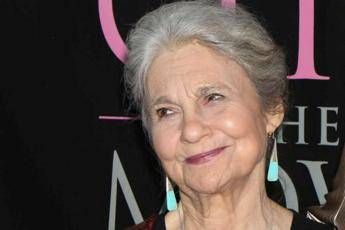Morta Lynn Cohen, indimenticabile governante Magda di 'Sex and the City' Morta Lynn Cohen, indimenticabile governante Magda di 'Sex and the City'