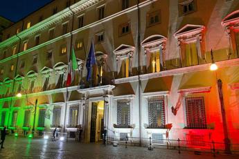 Fonti Palazzo Chigi: No a fughe in avanti su riaperture