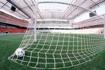 Coronavirus, calcio a porte chiuse e altri sport si fermano Coronavirus, calcio a porte chiuse e altri sport si fermano