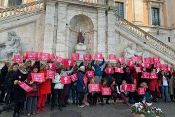Roma, sit in in Campidoglio per la Casa delle Donne Roma, sit in in Campidoglio per la Casa delle Donne