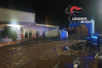 Frane ed alluvioni, ingenti danni nel vibonese Frane ed alluvioni, ingenti danni nel vibonese