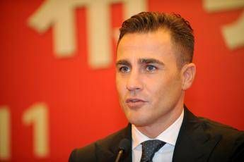 Virus, Cannavaro contro i pregiudizi: Orgoglioso di questa Italia Virus, Cannavaro contro i pregiudizi: Orgoglioso di questa Italia