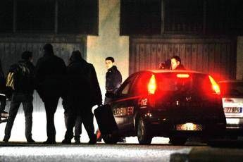 Difende una ragazza dalle botte del fidanzato, ma lui lo aggredisce: 25enne in fin di vita Difende una ragazza dalle botte del fidanzato, ma lui lo aggredisce: 25enne in fin di vita
