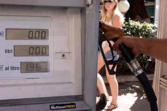 Carburanti, calma piatta sui prezzi Carburanti, calma piatta sui prezzi