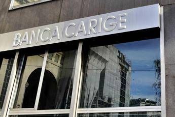 Amici delle banche, gogna social contro i 5S Amici delle banche, gogna social contro i 5S
