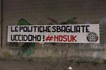 Politiche sbagliate uccidono, Casapound su omicidio mercato Torino Politiche sbagliate uccidono, Casapound su omicidio mercato Torino