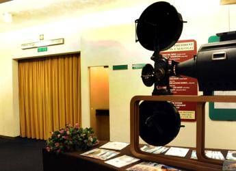 Il ministro Bonisoli: Cinema a due euro? Uno sbaglio Il ministro Bonisoli: Cinema a due euro? Uno sbaglio