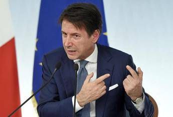 Conte: Nessuna ribellione all'Ue Conte: Nessuna ribellione all'Ue