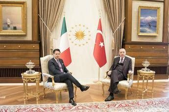 Libia, Conte: Con Erdogan per cessate il fuoco duraturo