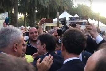 Ressa per Conte, attivisti M5S ai cronisti: Jatevenn Ressa per Conte, attivisti M5S ai cronisti: Jatevenn