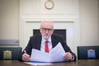 Brexit, Corbyn per secondo referendum sul no deal Brexit, Corbyn per secondo referendum sul no deal