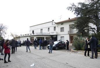 Strage discoteca, il buttafuori: Troppa gente Strage discoteca, il buttafuori: Troppa gente