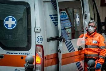 Coronavirus, oltre 4000 morti in Italia Coronavirus, oltre 4000 morti in Italia