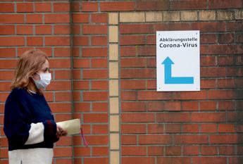 Coronavirus, con 21 morti continuano a calare decessi in Germania