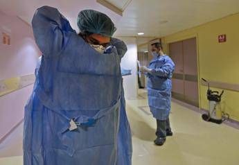 Coronavirus, D'Amato: Da giorni nel Lazio trend in leggera frenata Coronavirus, D'Amato: Da giorni nel Lazio trend in leggera frenata