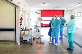 Coronavirus, salgono a 66 i medici morti Coronavirus, salgono a 66 i medici morti