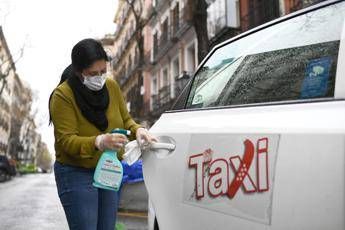 Coronavirus, 849 morti in 24 ore in Spagna: totale sale a 8.189 Coronavirus, 849 morti in 24 ore in Spagna: totale sale a 8.189
