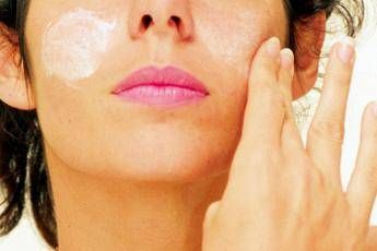 Sul web crema 'miracolosa' per la psoriasi, ma è illegale Sul web crema 'miracolosa' per la psoriasi, ma è illegale