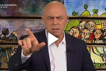 Crozza: Domenica si vota per l'abolizione di ottobre? Che confusione... /Video Crozza: Domenica si vota per l'abolizione di ottobre? Che confusione... /Video