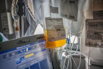 Tarro: Perché Oms non ha suggerito terapia con plasma?