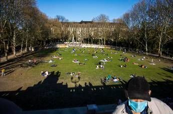 Coronavirus, in Germania risale indice di contagio Coronavirus, in Germania risale indice di contagio