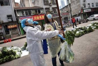 Coronavirus, salgono a più di 1.500 i casi 'importati' in Cina Coronavirus, salgono a più di 1.500 i casi 'importati' in Cina