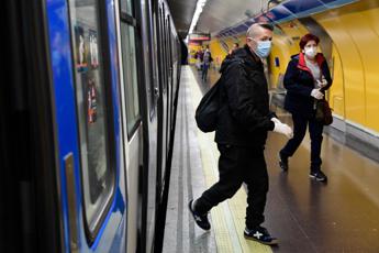 Coronavirus, in Spagna centinaia di migliaia di persone tornano al lavoro