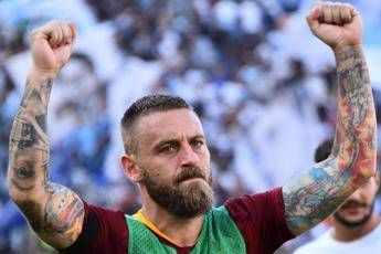 Addio di De Rossi scuote il Parlamento: club sotto accusa Addio di De Rossi scuote il Parlamento: club sotto accusa