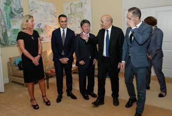 Di Maio: Chiederò 100mila euro a chi lascia M5S Di Maio: Chiederò 100mila euro a chi lascia M5S
